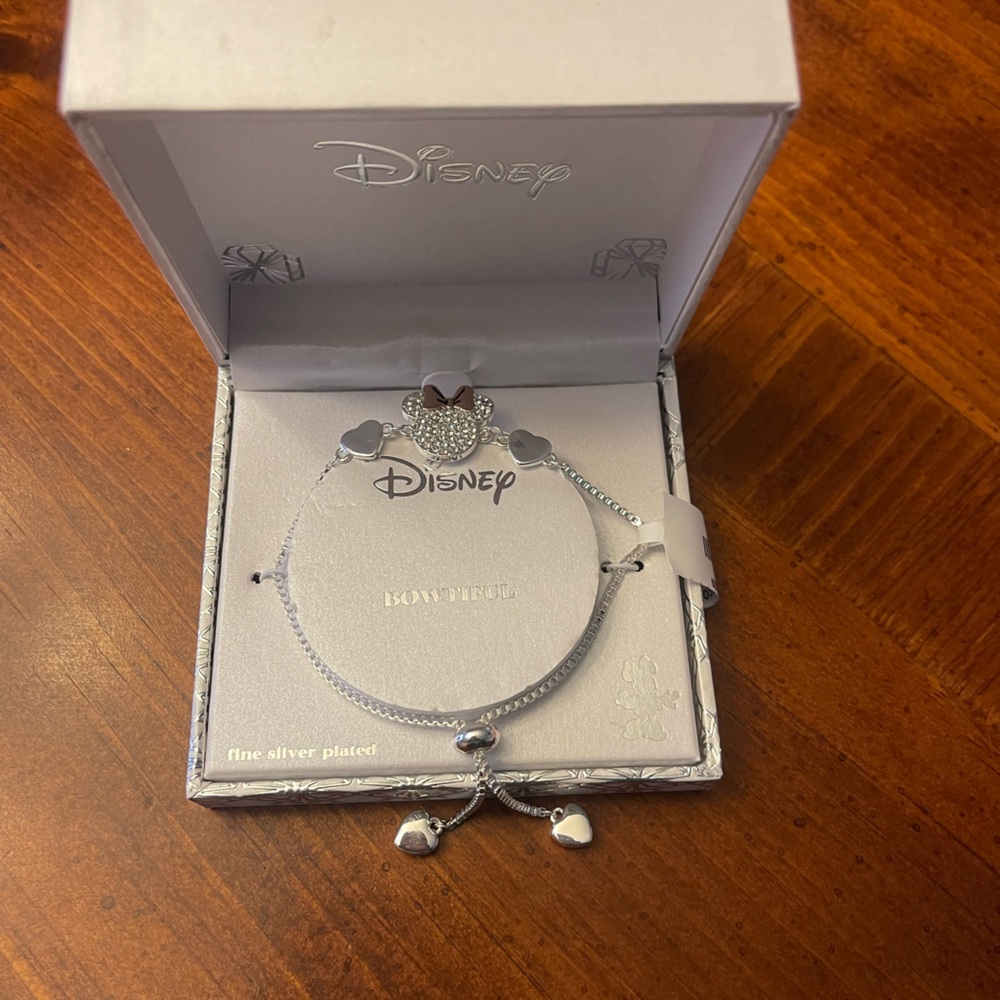 Disney Minnie Mouse bracelet